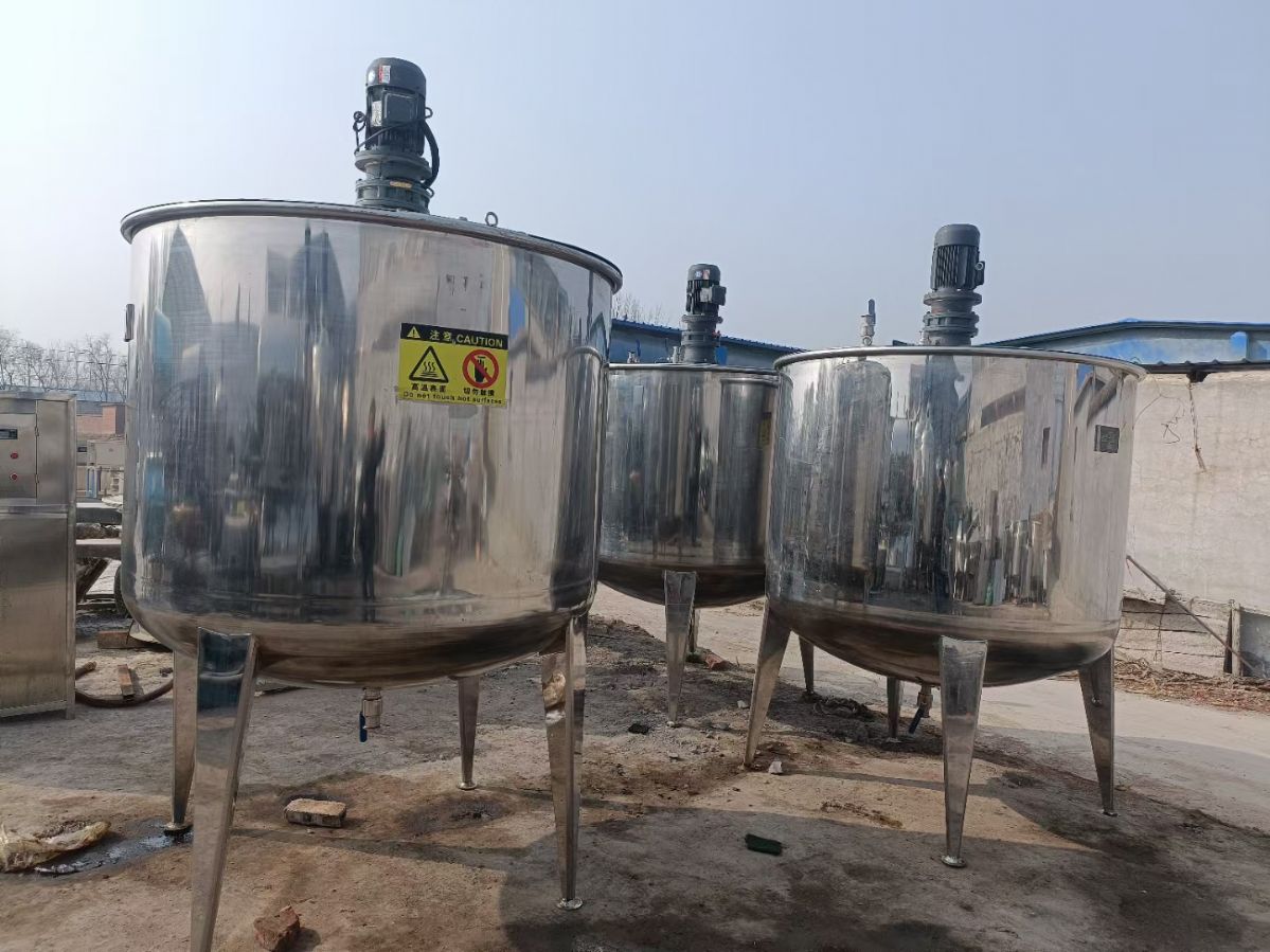 转让二手乳化搅拌罐 三台容积1立方电加热乳化搅拌罐-2