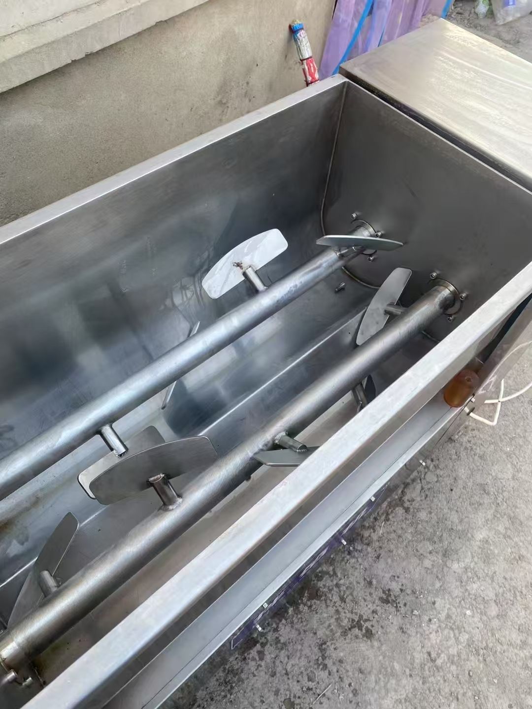 转让二手双轴拌馅机 一台容积100升兆源产双轴拌馅-2