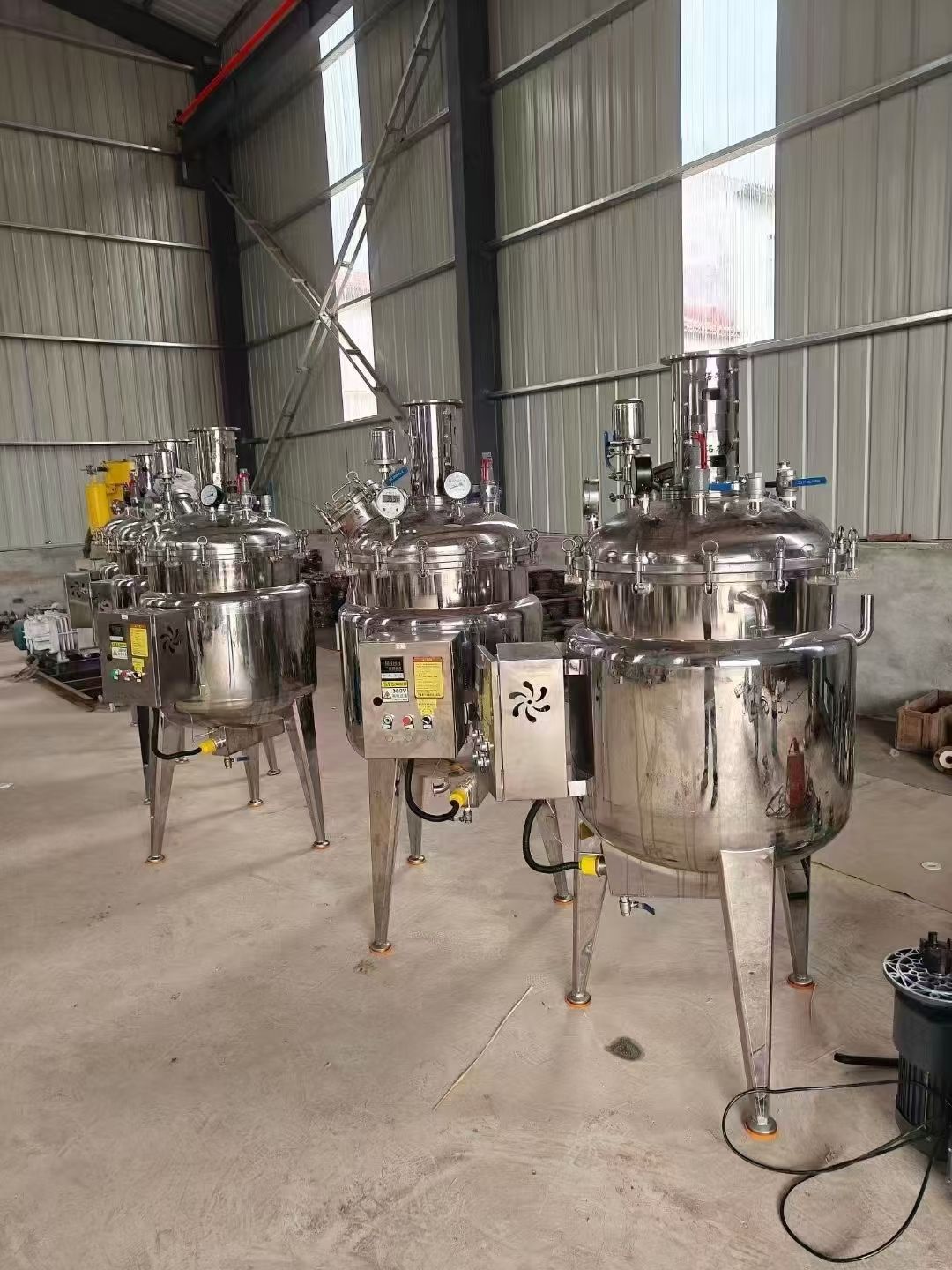 转让二手电加热发酵罐 五台容积200升全不锈钢电加-2