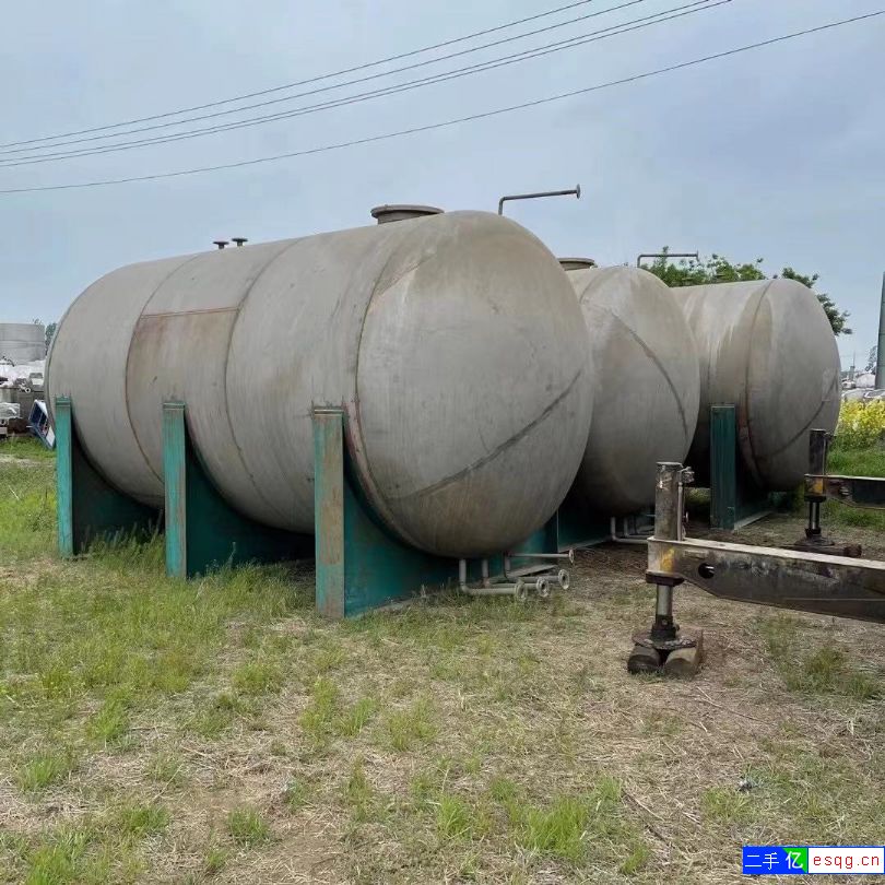 二手不锈钢立式储罐、卧式储罐现货处理-1