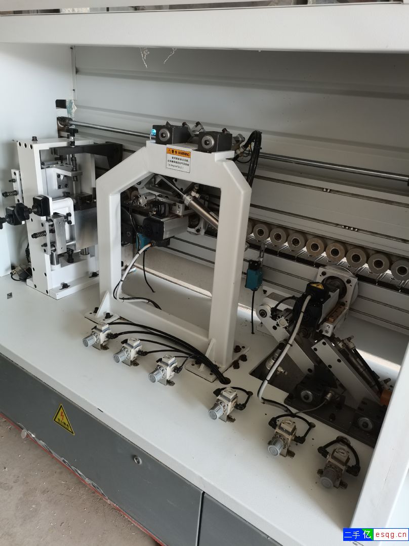 转让二手广东永劲双修带跟踪全自动封边机-1