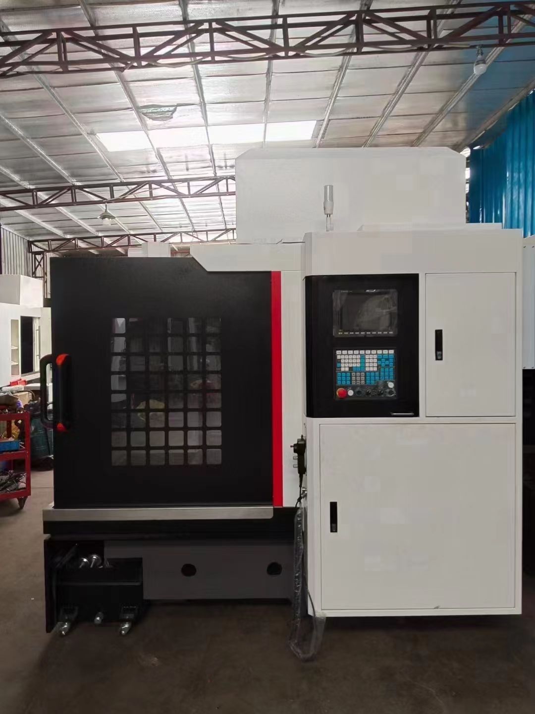 全新机870精雕机二手价格出手,标配新代22MA系-2