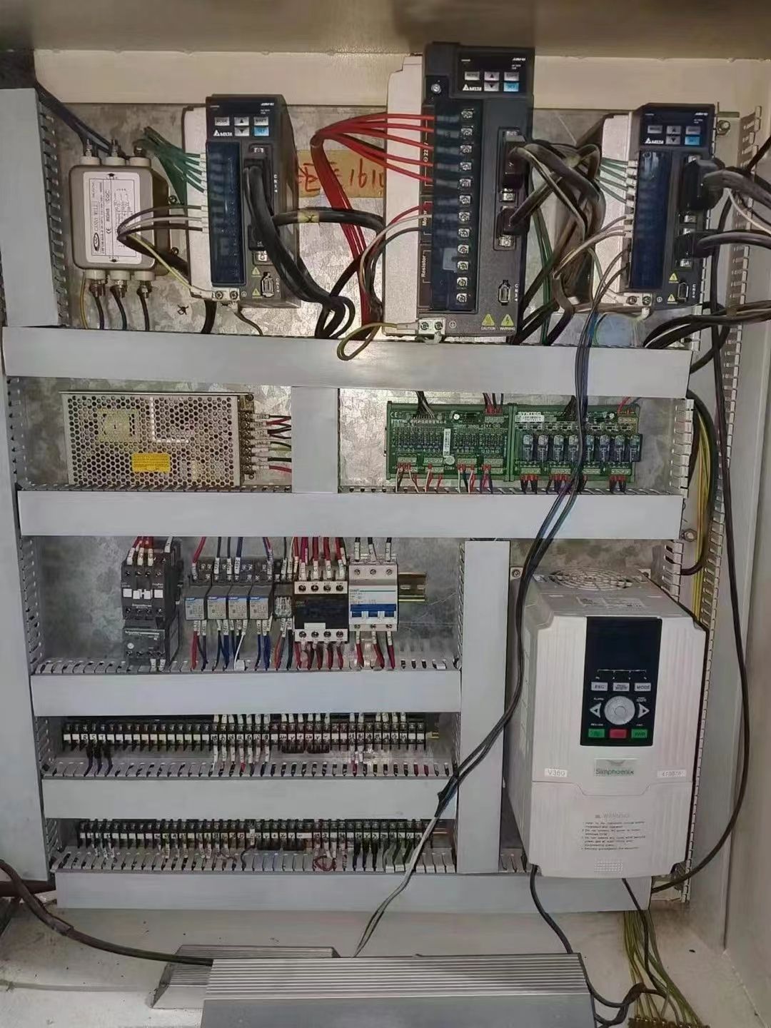 钜匠1610M,新代21MA系统,台达伺服电机,四-2