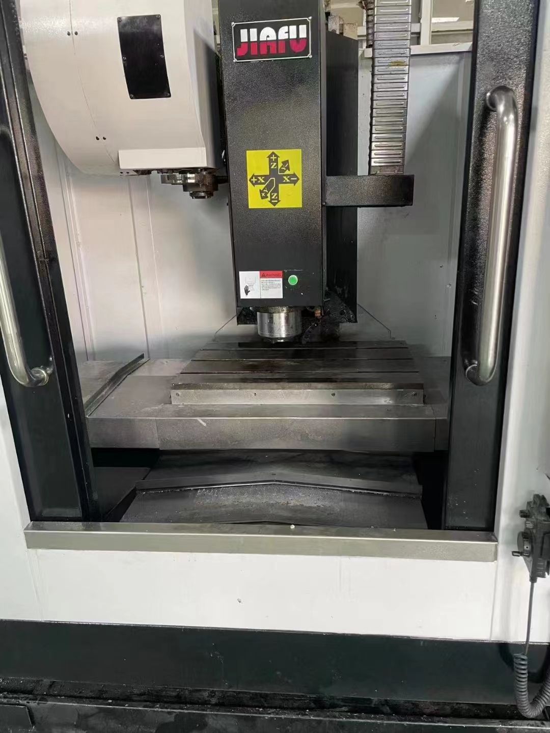 四头四轴精雕机,新代系统,镶石、电子烟行业小五金小-2