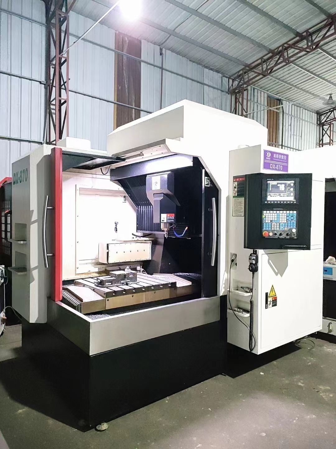 准新迪朗普870刀库精雕机 新代22ma系统,12-1