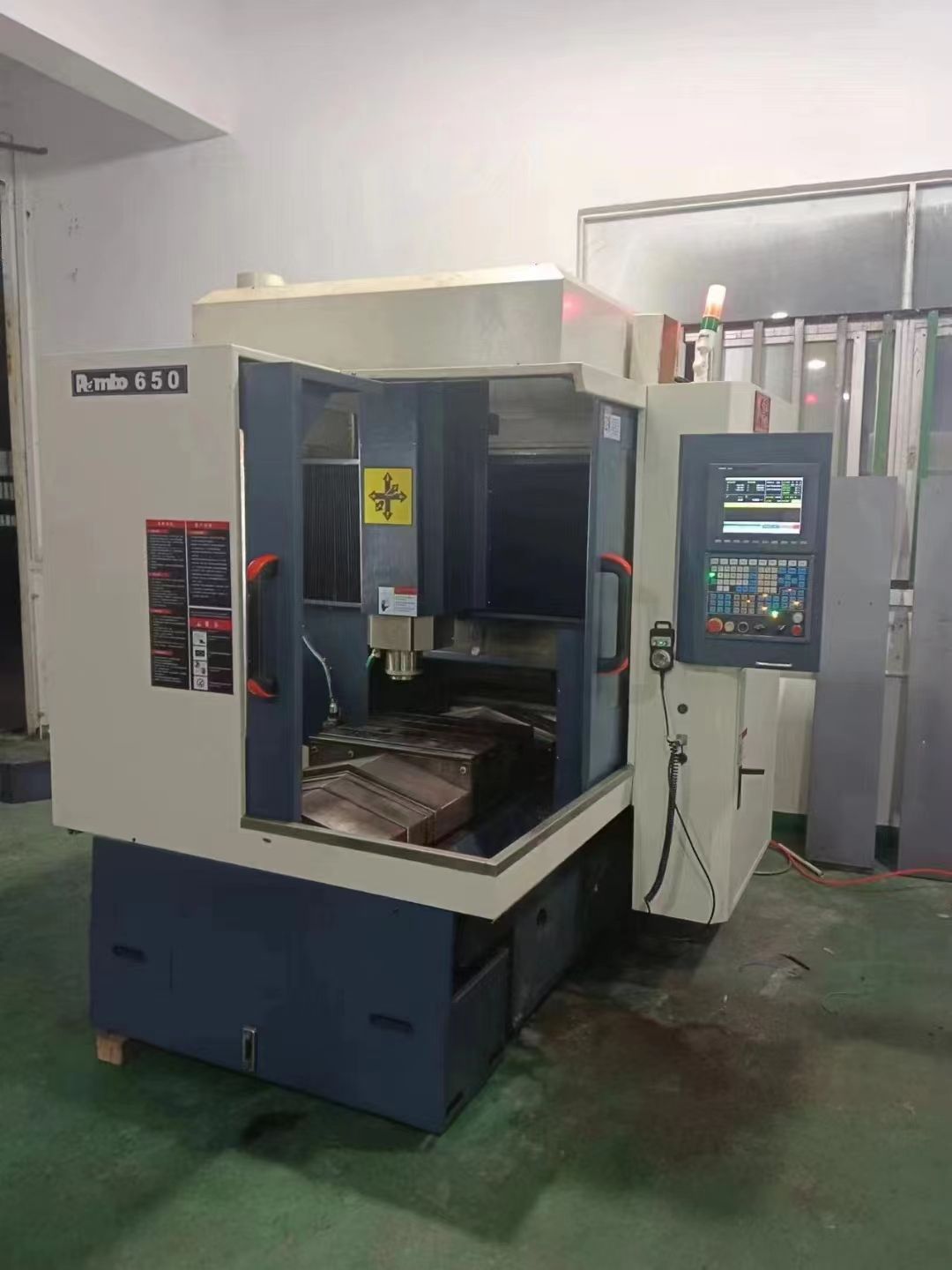 上新一台恒裕650精雕机,新代21ma系统,7.5-2