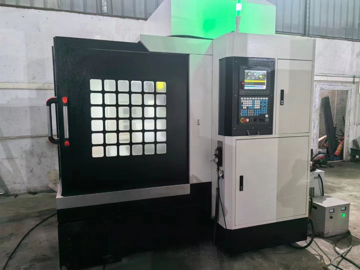 乔鸿870刀库精雕机新代22MA系统，BT30气动-2