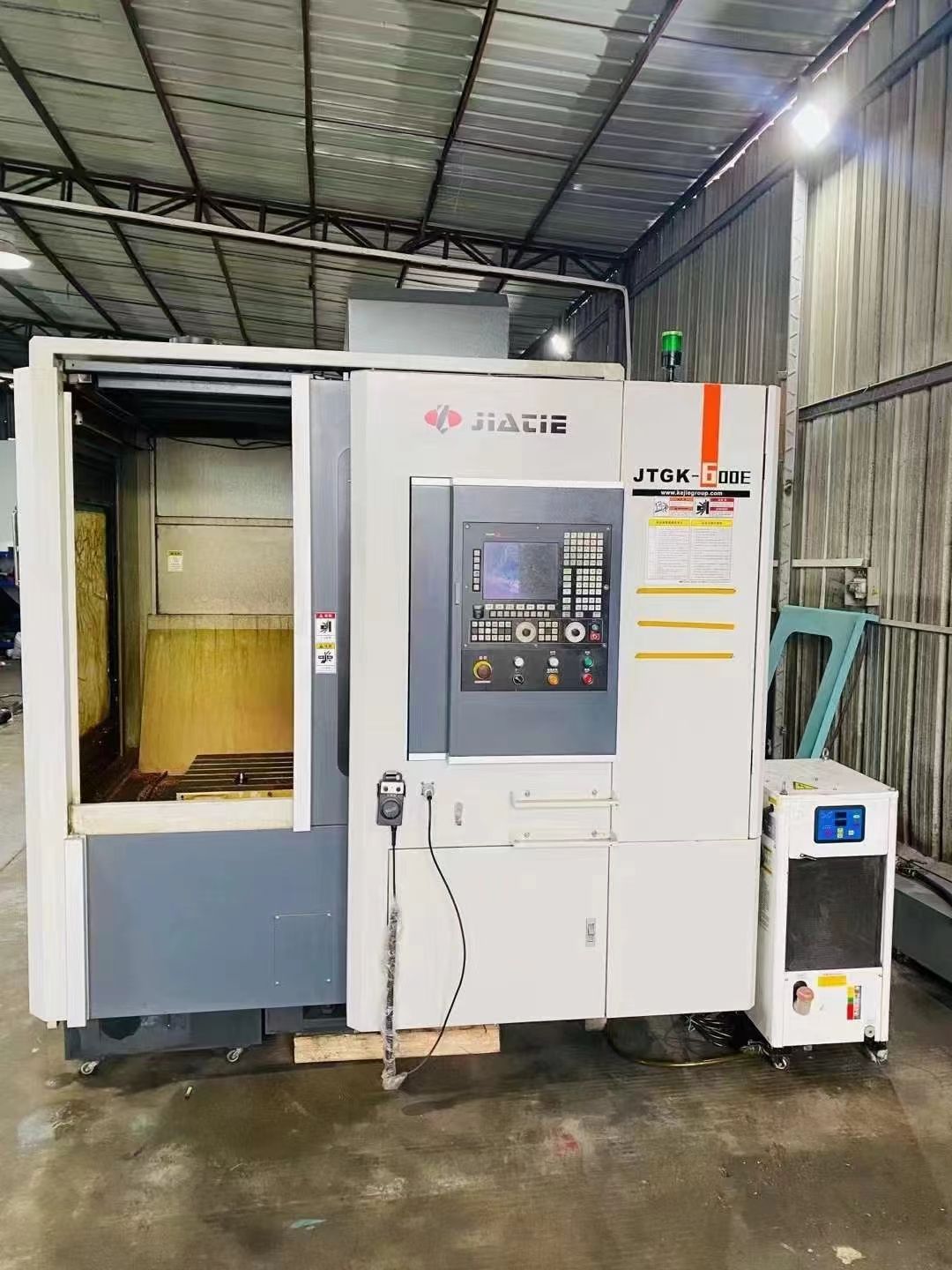 佳铁650精雕机，不带刀库，主轴24000转，法格-1