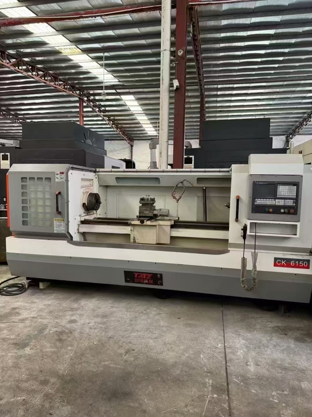 惊爆价95成新6150数控车床,2米长,广数系统-1