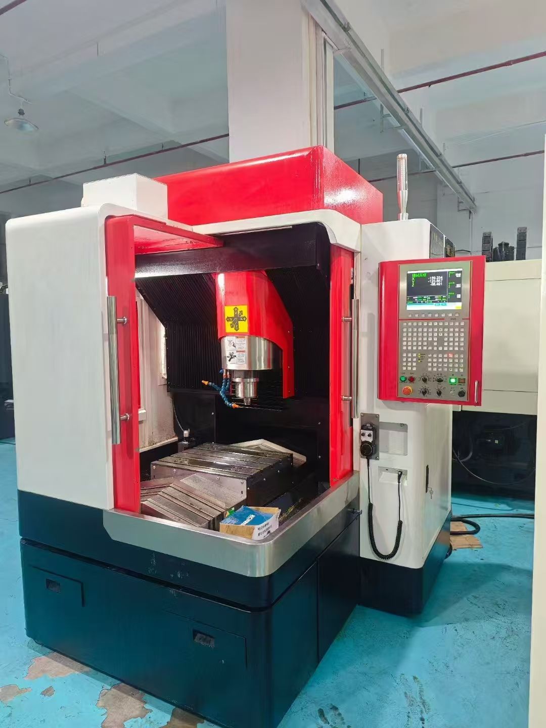 上新两台汇高860H/650H精雕机中的小钢炮-1