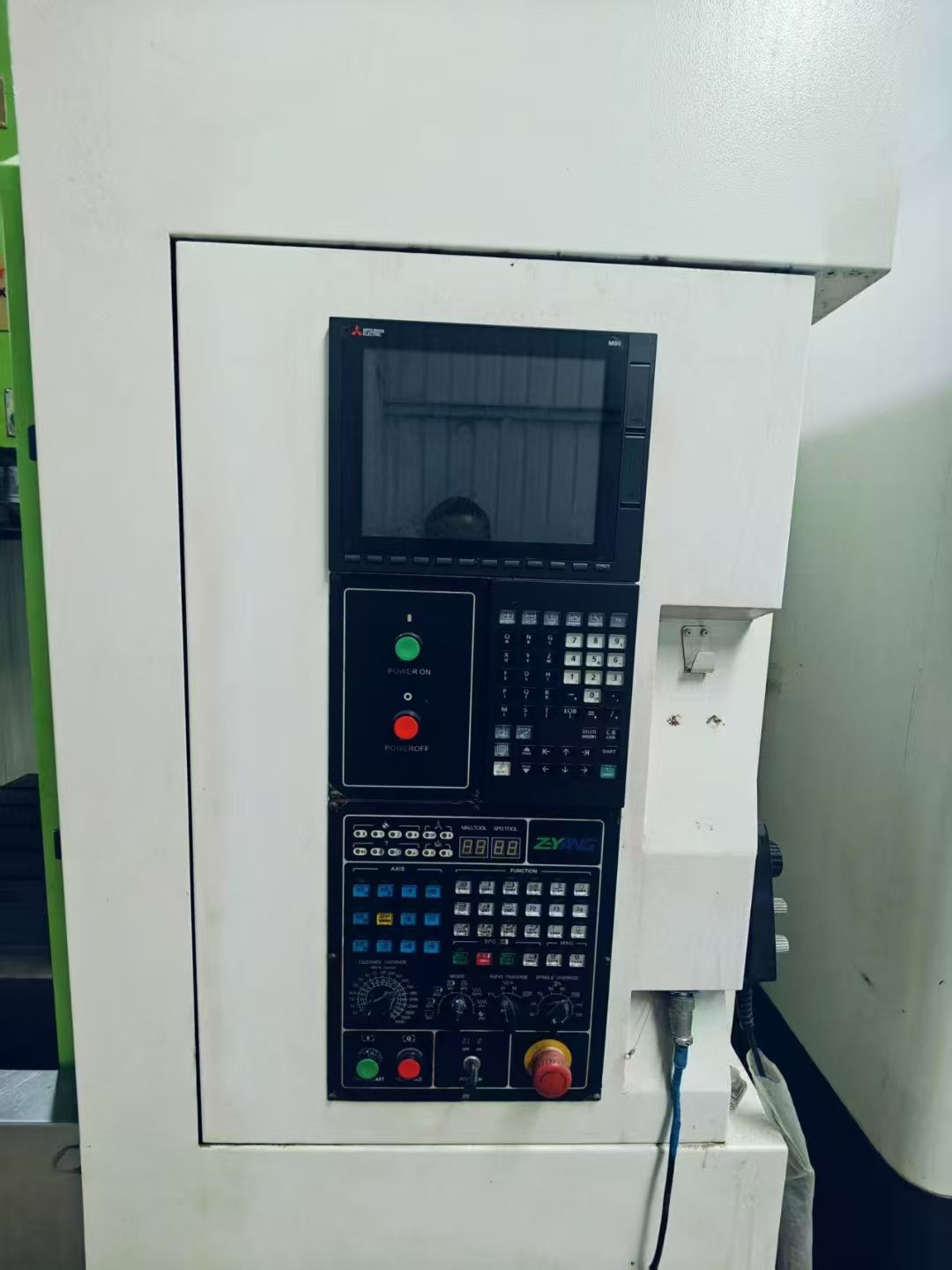 特价加工中心，上新中扬1160一台,三凌M80系统-2