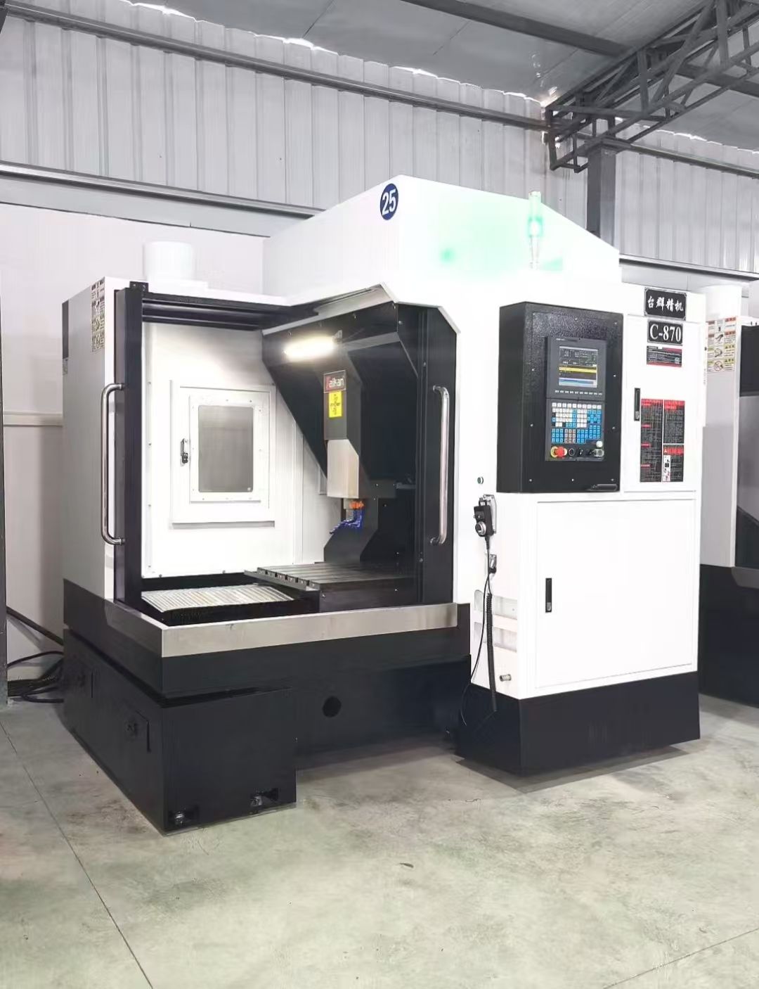 准新870精雕机,新代21ma-e系统-1