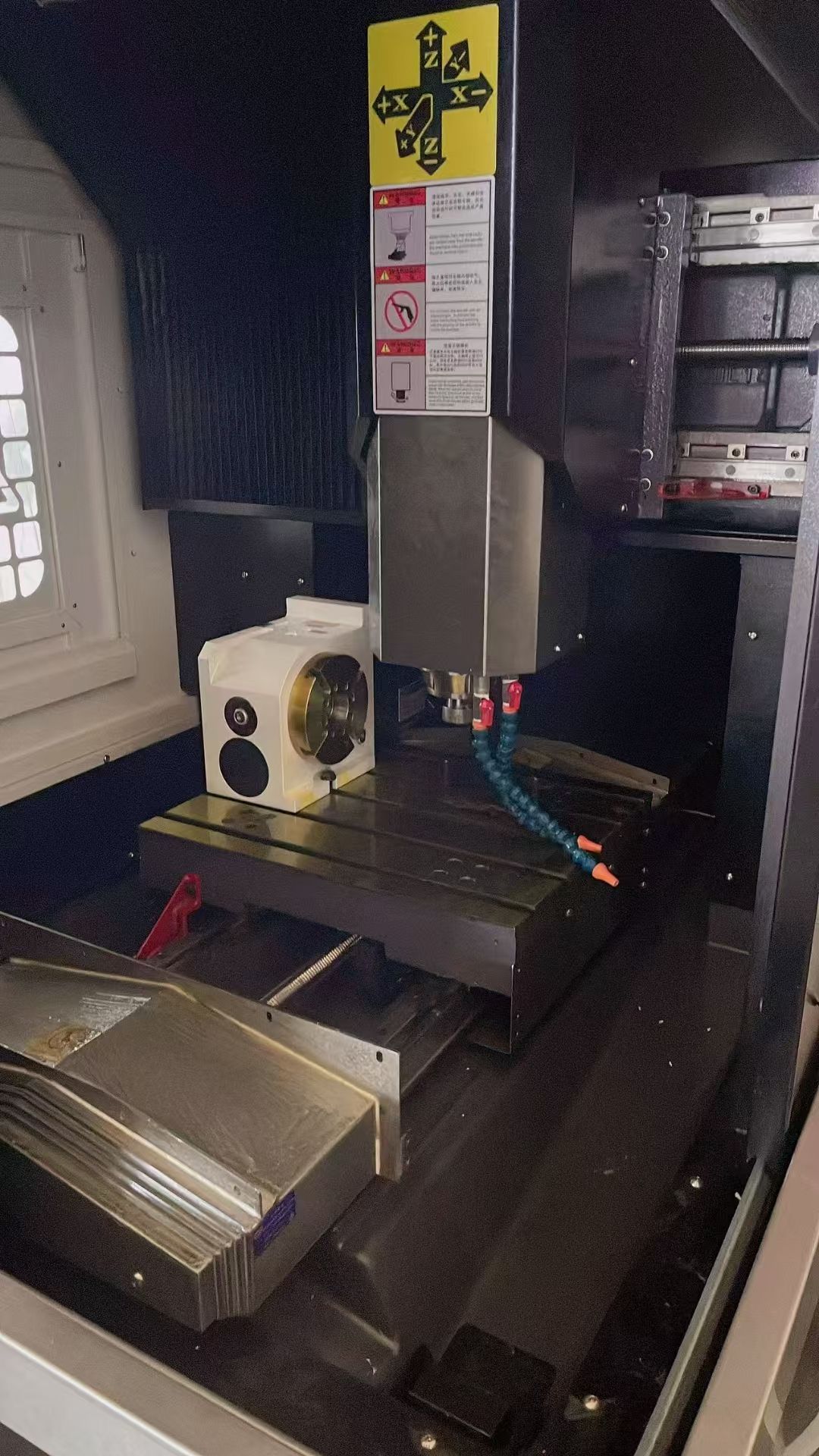 全新没用过的650精雕机,新代22MA系统-1