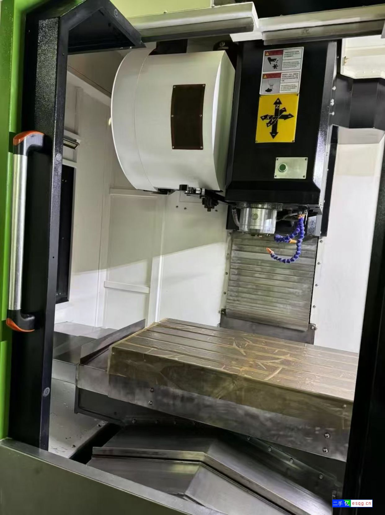 两台格勒玛850V,三菱M80系统,一台10螺距,-3