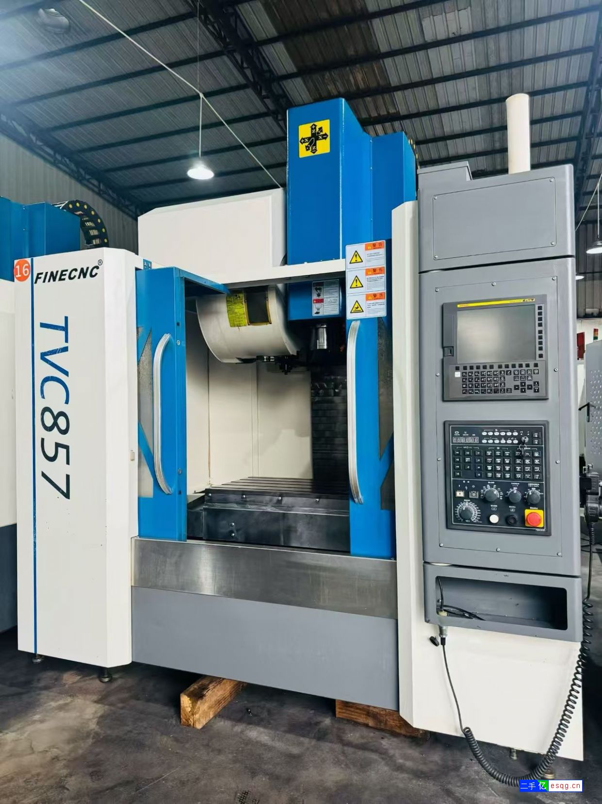 台湾亚威1200加工中心,三轴线轨,法兰克MD系统-4