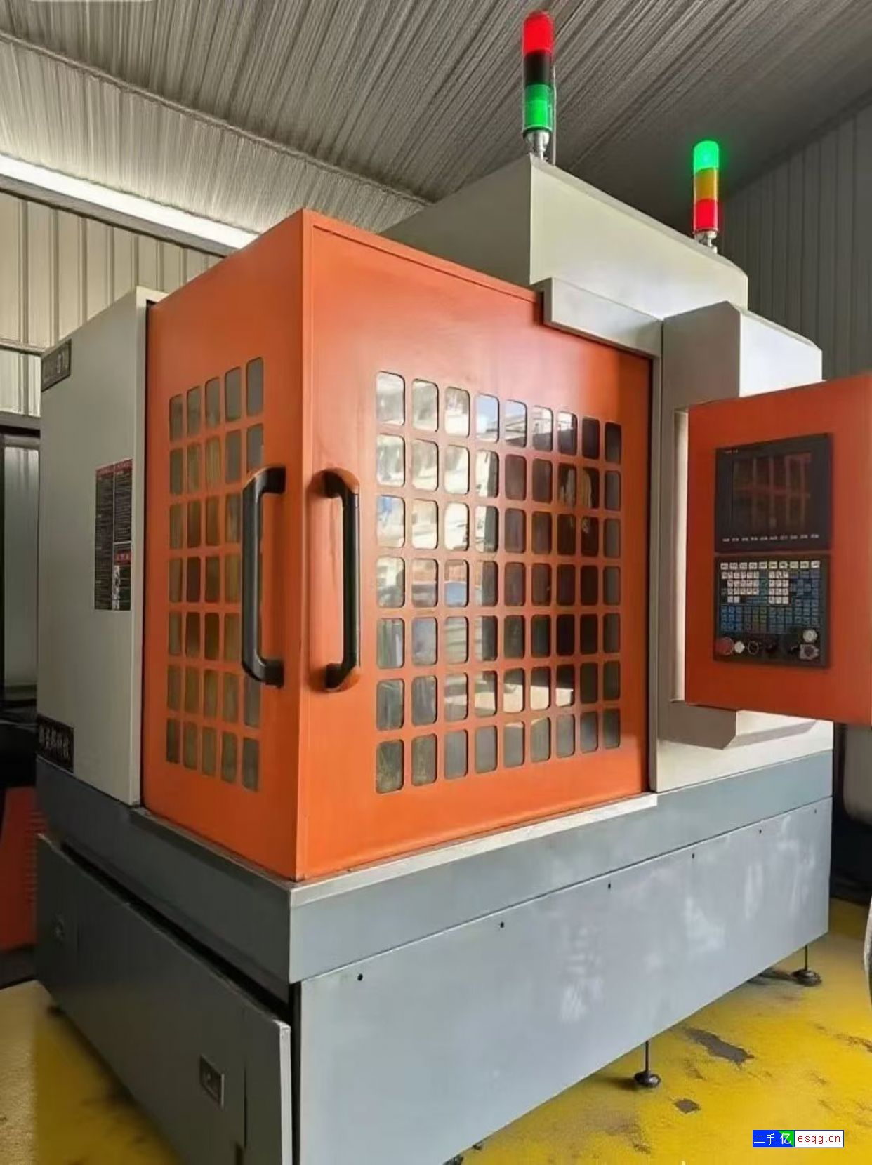 特价出一台联邦870精雕机、新代21ma-4