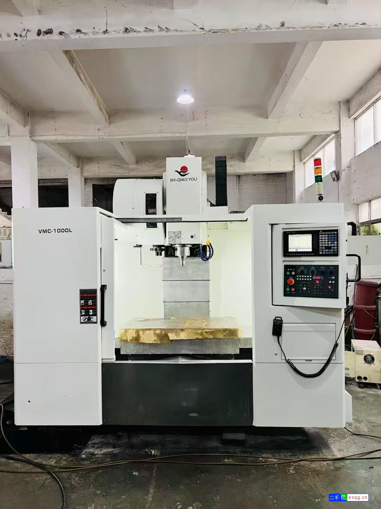 特价一台850三硬轨加工中心，三菱M80系统-2
