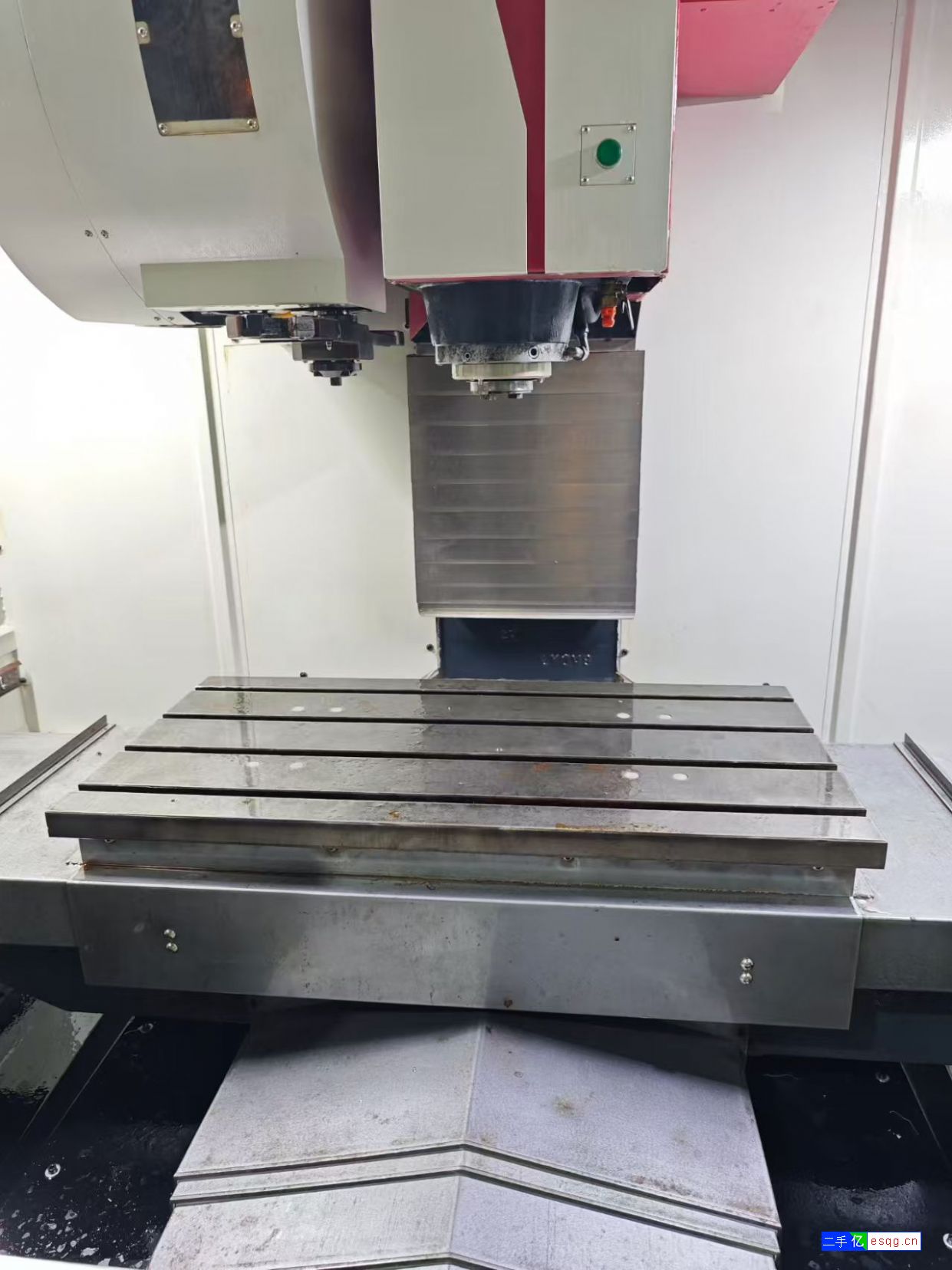 准新欧朗德V-850加工中心，三菱M80系统，三轴-3