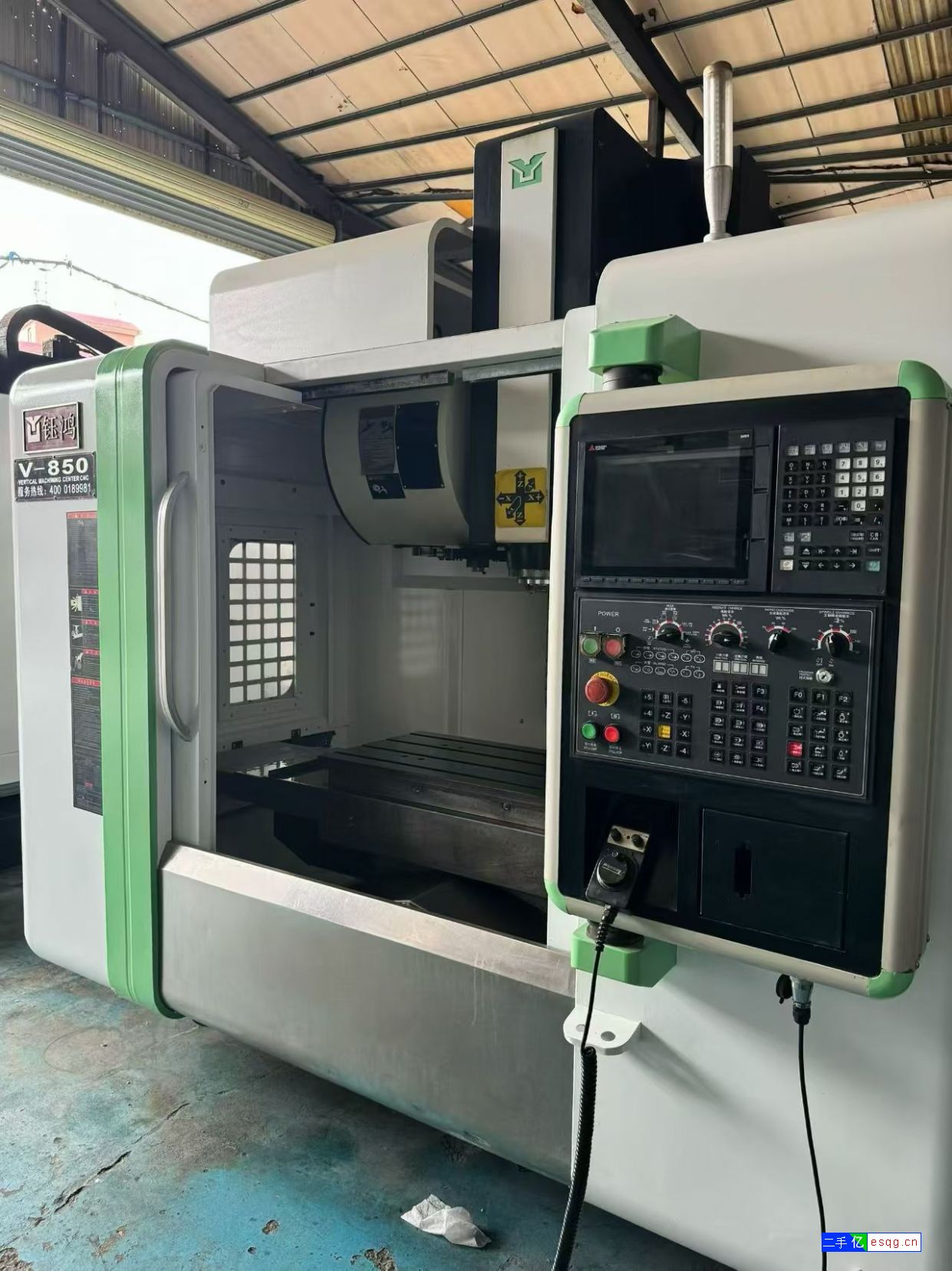 刚到钰鸿V850加工中心，三线重型线轨，直连12,-2