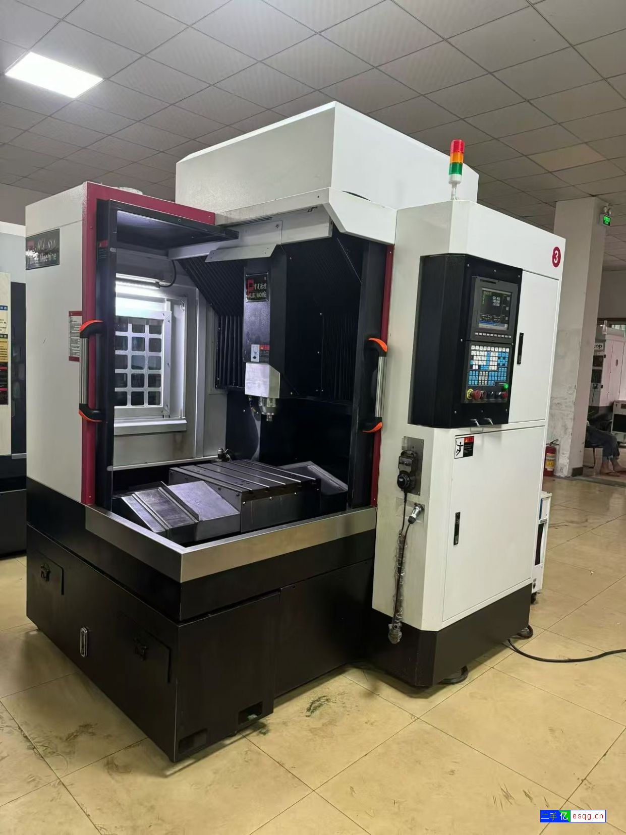 台群T6钻攻机，16把德大刀库，三菱M70系统-5