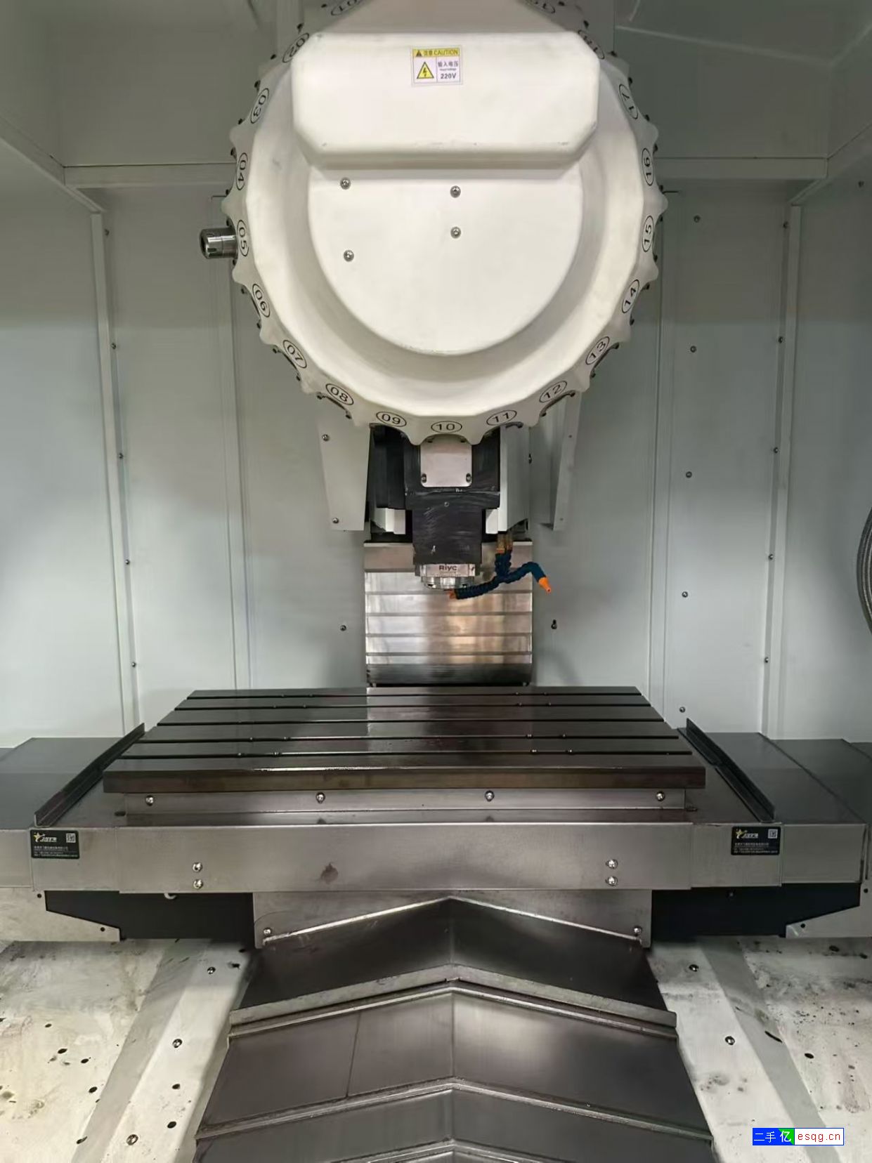 全新未使用T850钻攻机,新代系统-2