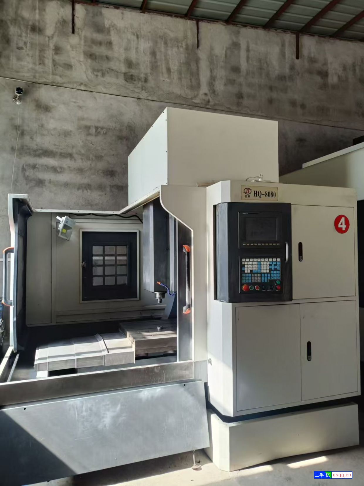 8080精雕机一台  新代21MA系统  行程 8-1