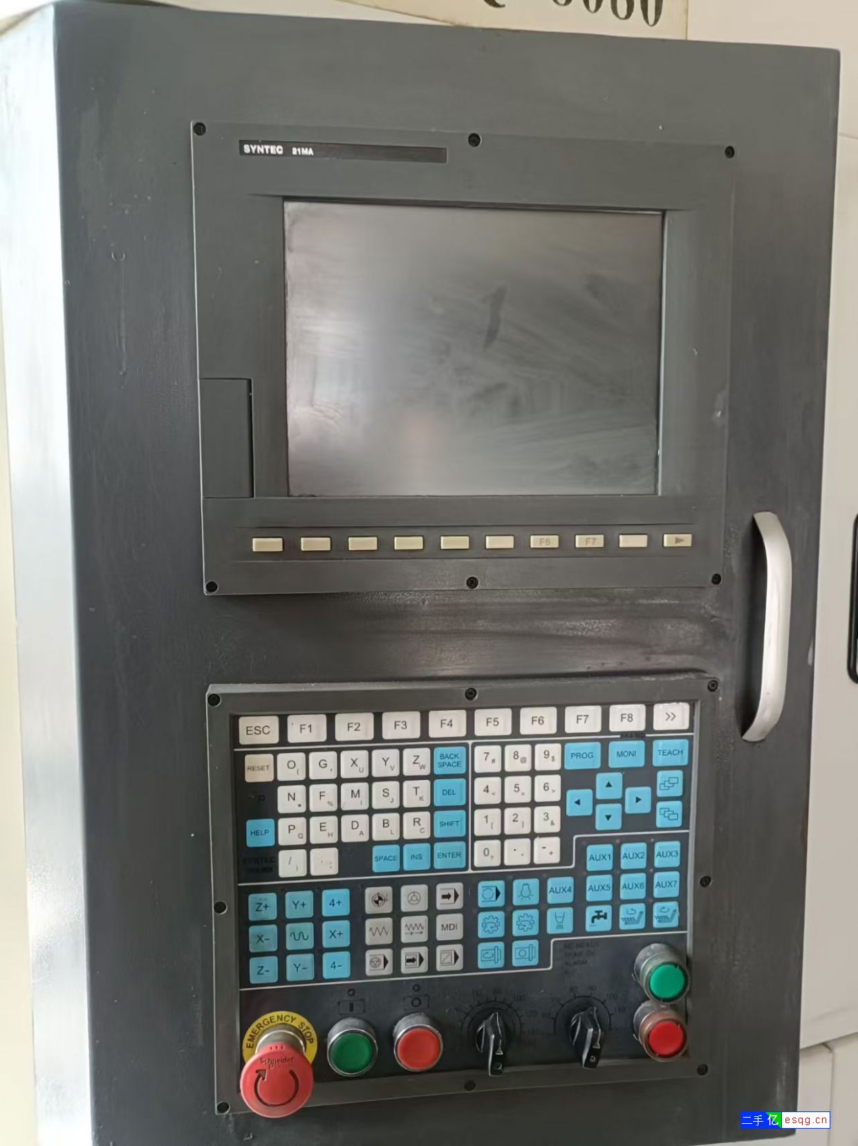 8080精雕机一台  新代21MA系统  行程 8-2