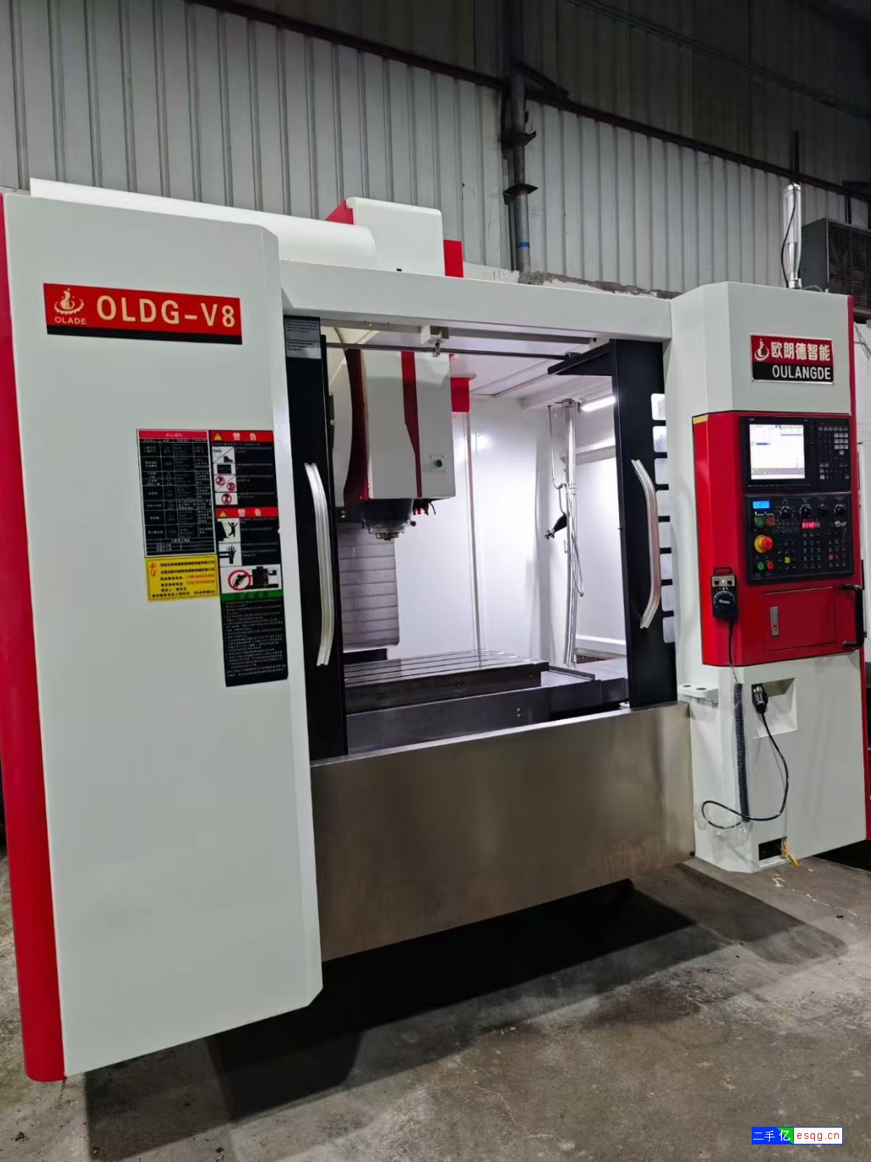 台群856三线轨加工中心,三菱M80系统,三轴45-4