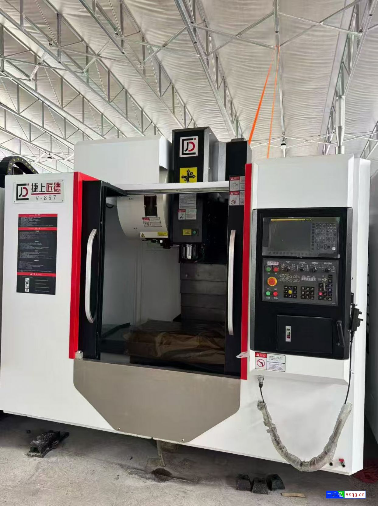 上新5台捷上匠德V857重型三线加工中心,法那克M-1