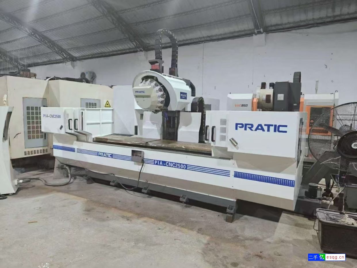 台群T-8L加工中心同款两台,三菱M70系统-5