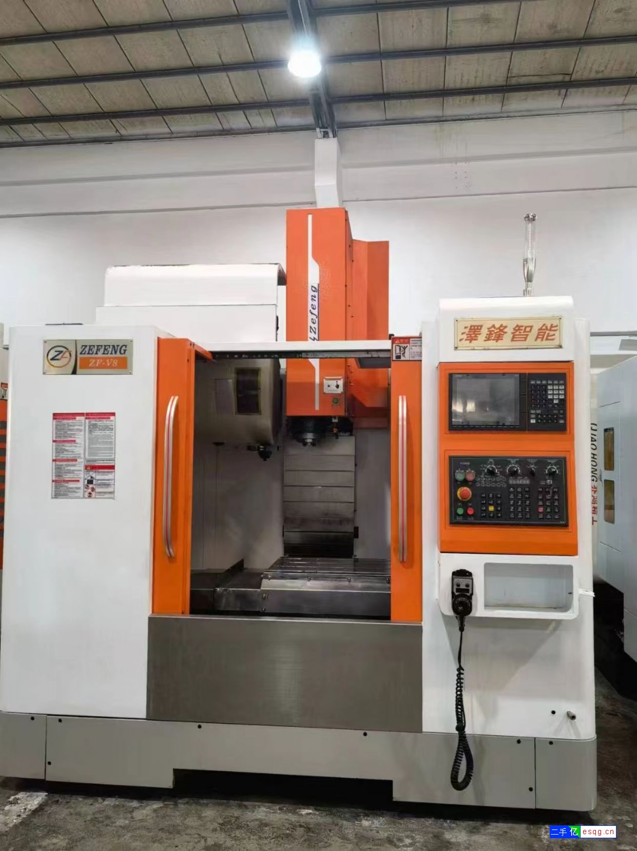 特价出98成新v855三线轨加工中心，华中818系-5