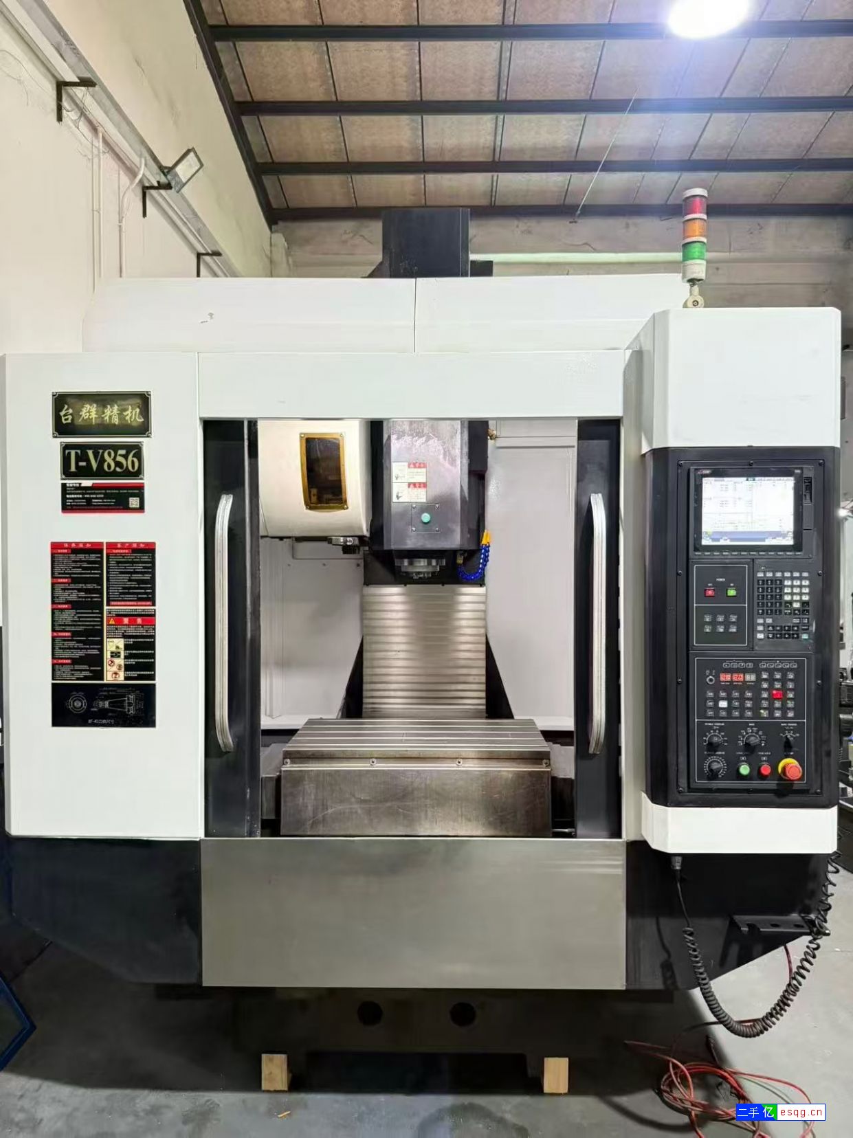 台群856三线轨加工中心,三菱M80系统,三轴45-1