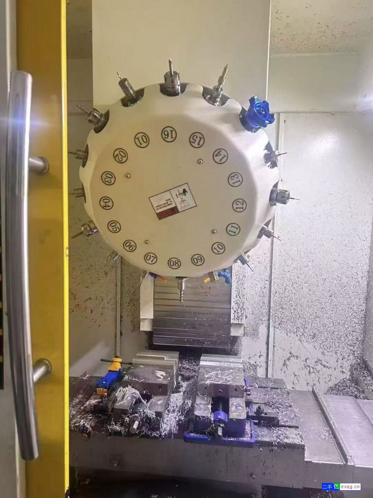 超合T6同款2台 ，三菱M80系统 重型创能床身-2