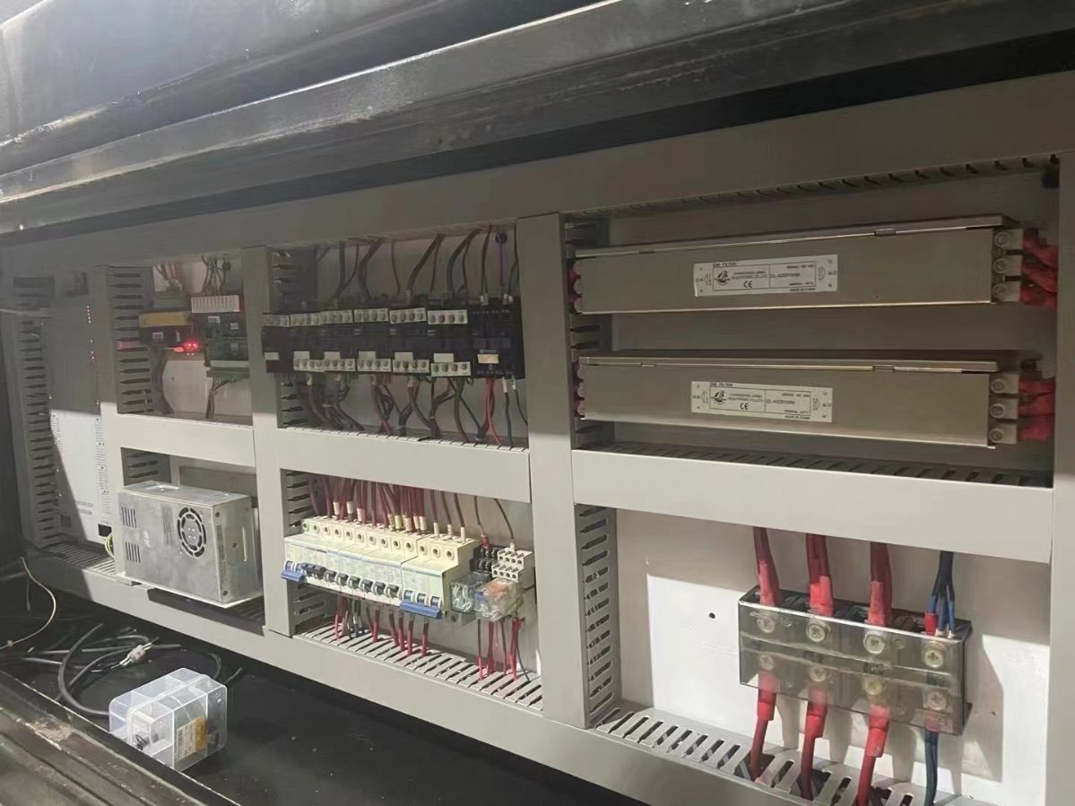 海太400吨伺服机二手注塑机-2