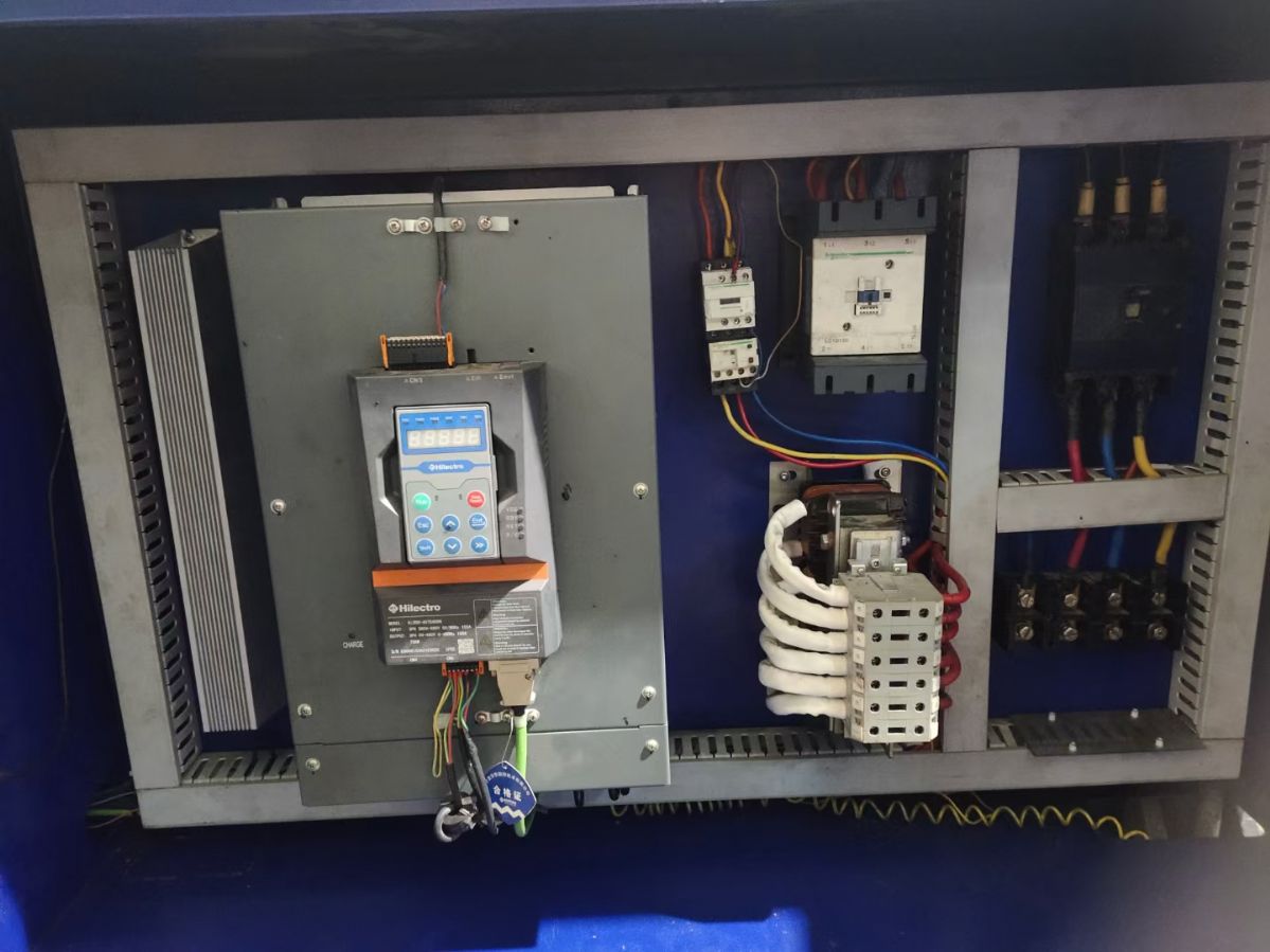 海天530吨伺服机二手注塑机-1