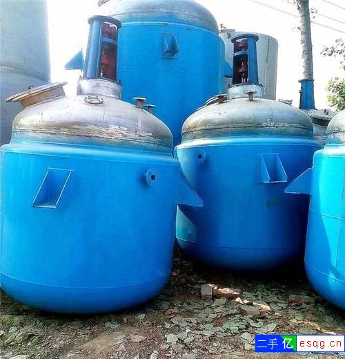 长期供应各种规格二手不锈钢反应釜，二手搪瓷反应釜-1