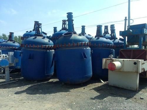 低价出售一批5吨二手搪瓷反应釜 搪瓷完好-2