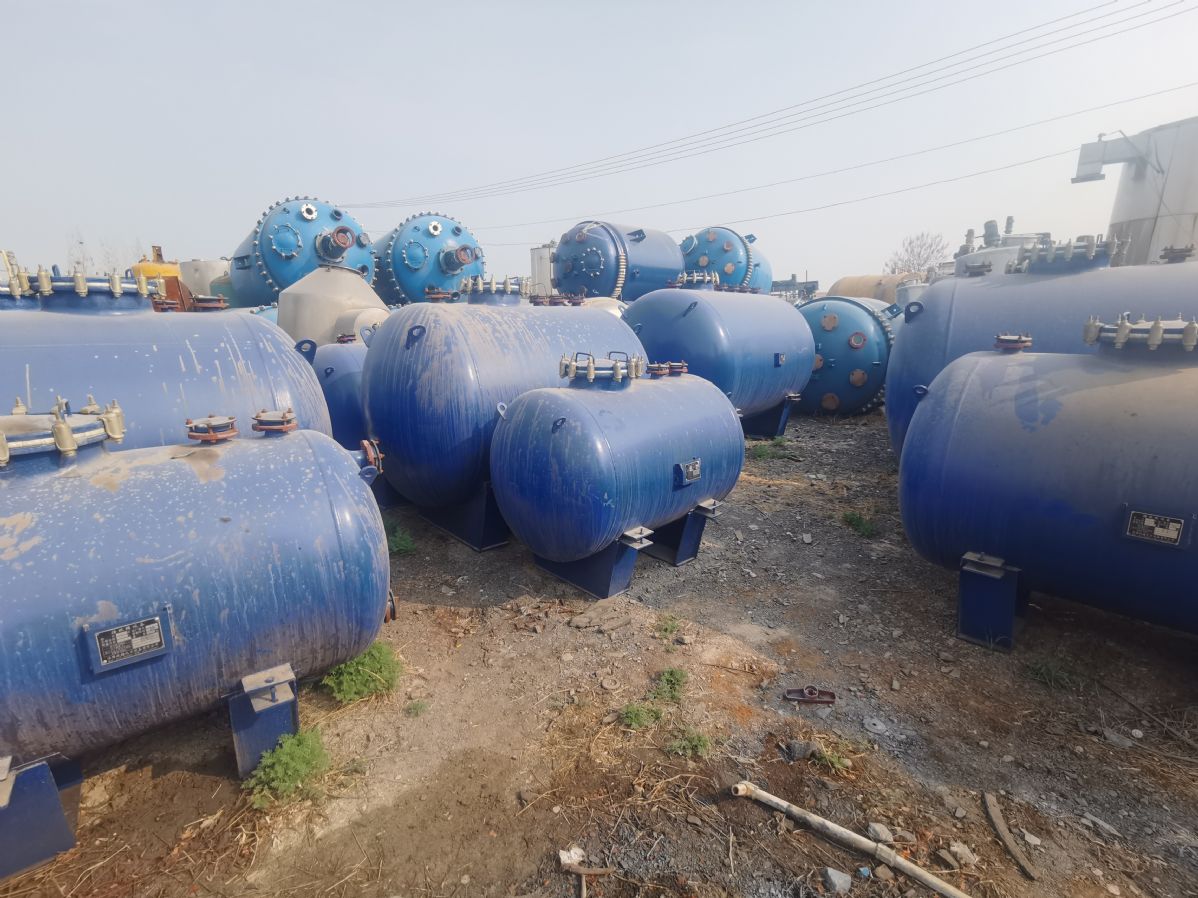 长期现货供应二手搪瓷反应釜 二手搪瓷储罐 二手搪瓷-1