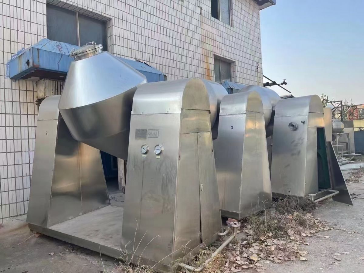 现货转让多台2000升双锥干燥机 二手不锈钢双锥干-2