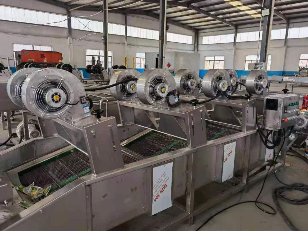 出木耳气泡清洗机，冷面加工流水线，玉米真空包装后清-1