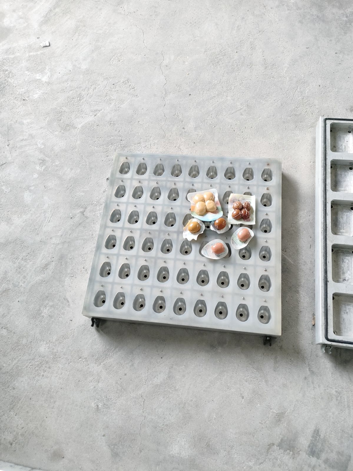 闲置二手鹌鹑蛋拉伸膜真空包装机，设备正常使用，可升-1