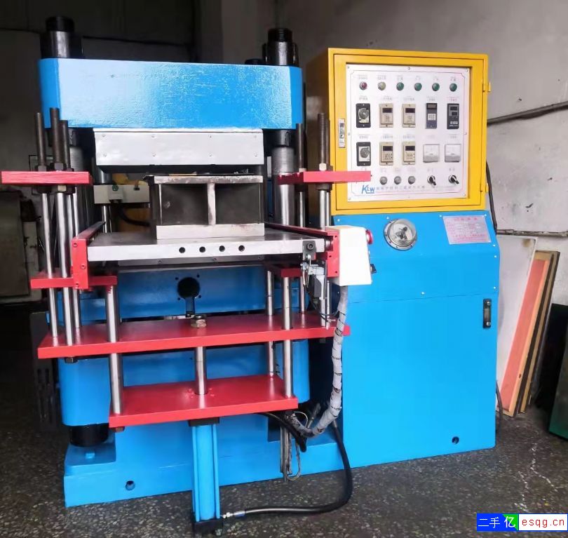 200吨单头硫化机出售-1