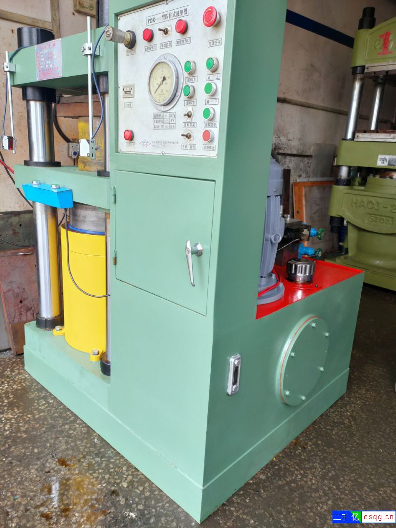 200吨四柱油压机液压机两台-2