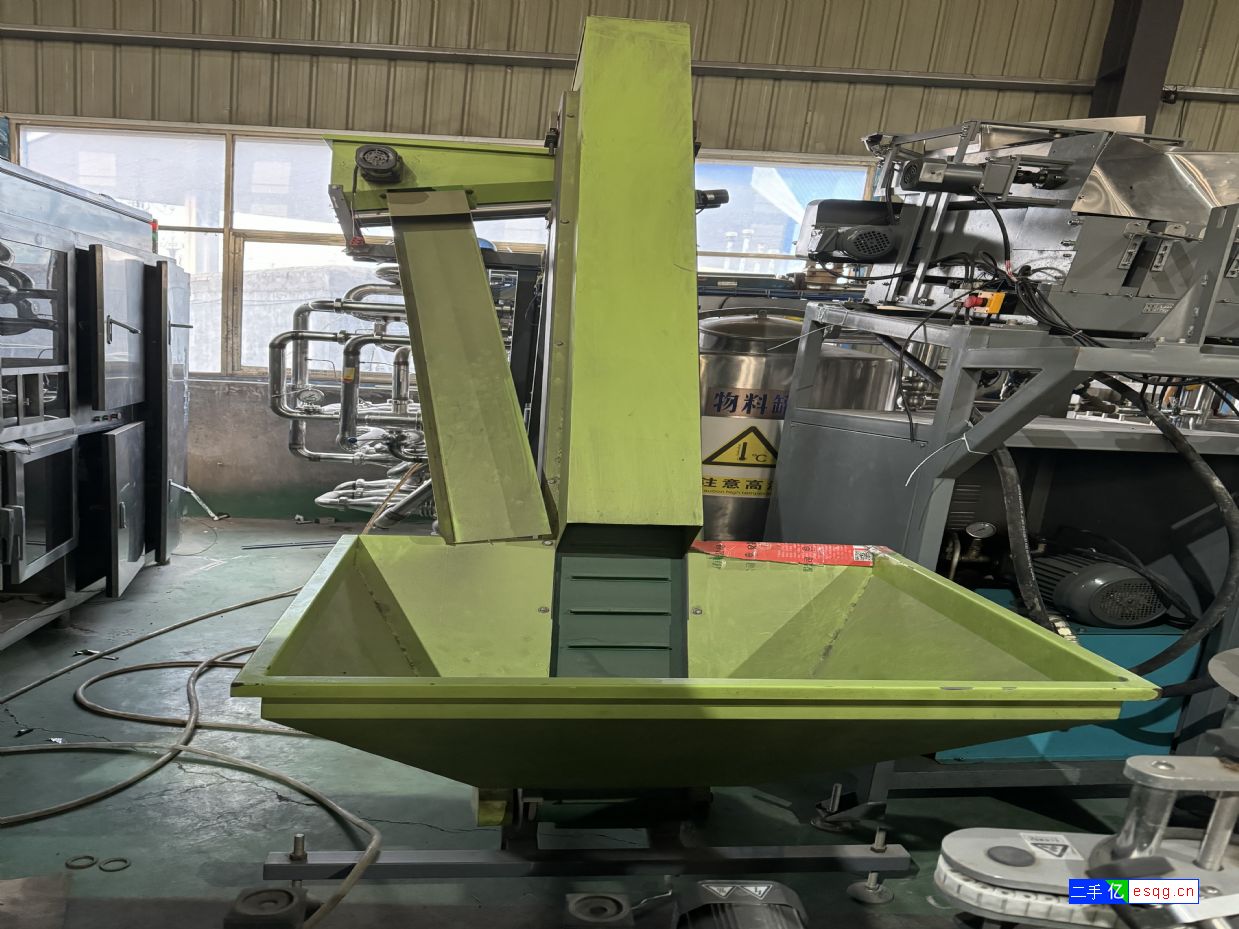 转让9成新腾跃一出四全自动吹瓶机，矿泉水PET吹瓶-2