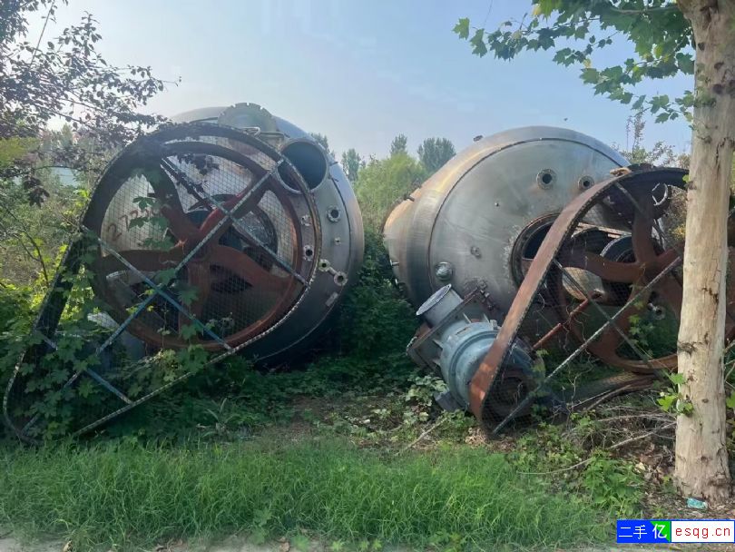 二手100立方不锈钢发酵罐-1