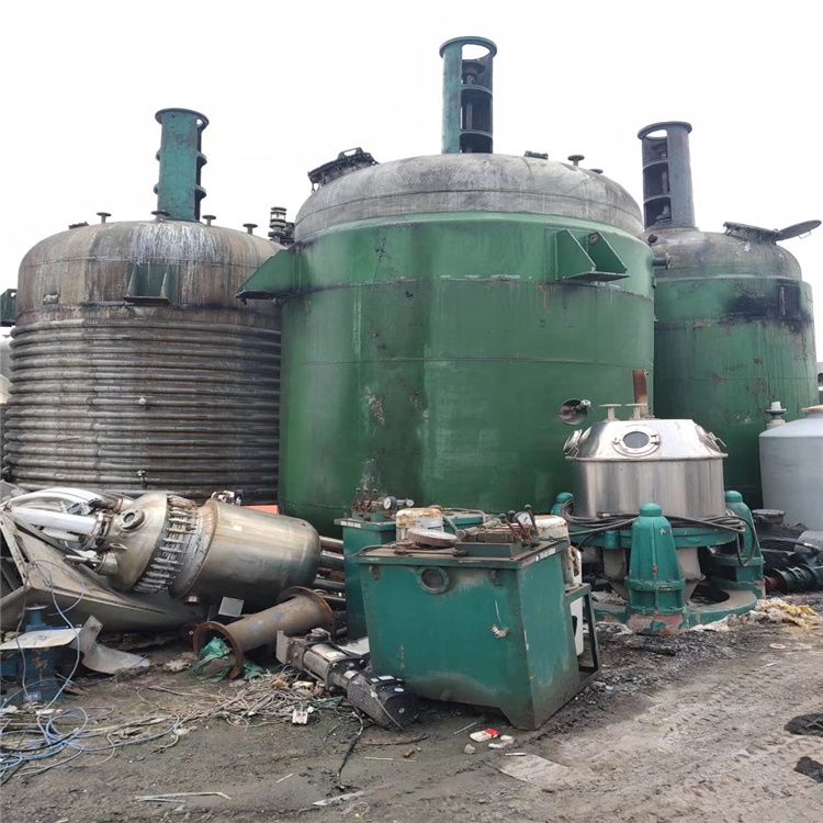 转让9成新二手20吨不锈钢反应釜 二手30吨内盘管-1