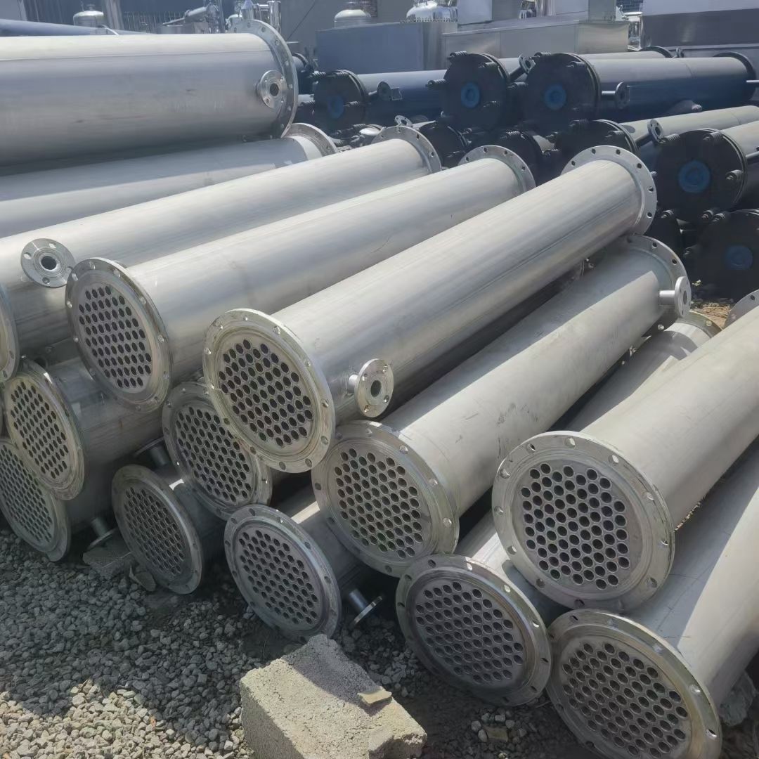 转让一台九成新二手列管冷凝器，换热器2平方_800-2