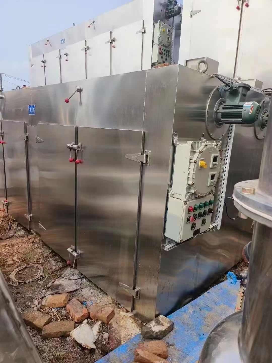 转让9成新二手四门八车烘箱，5门10车烘箱多台，防-1