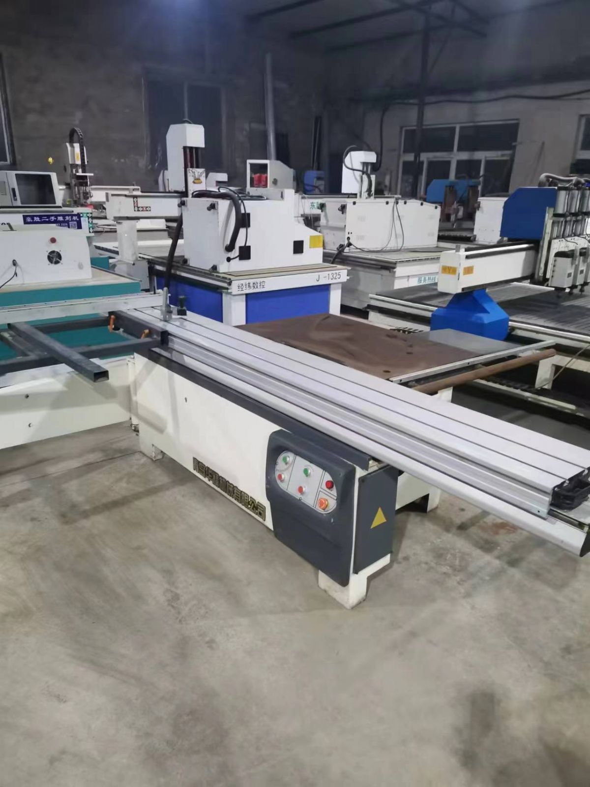 二手90度推台锯转让-1