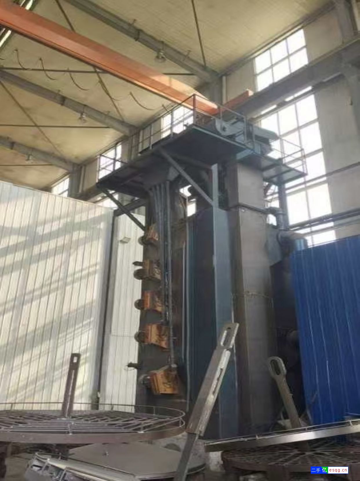 转让二手宽3米高5米吊勾式抛丸机-1